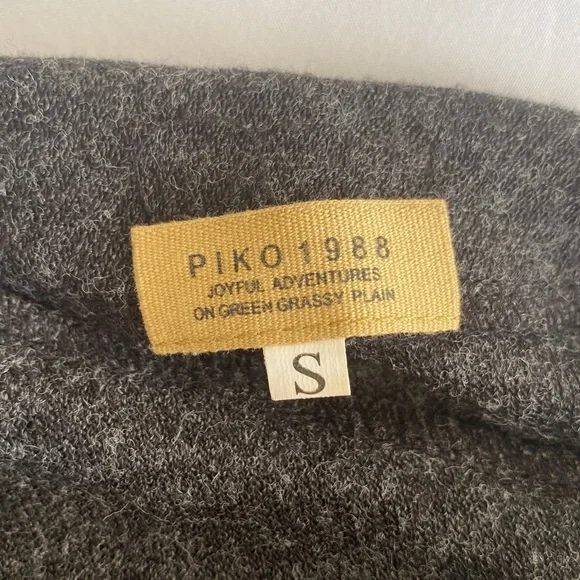 Asymmetrical Grey Dress - Picture 5 of 7